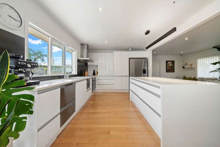 47 Ennis Avenue Pakuranga Heights_16