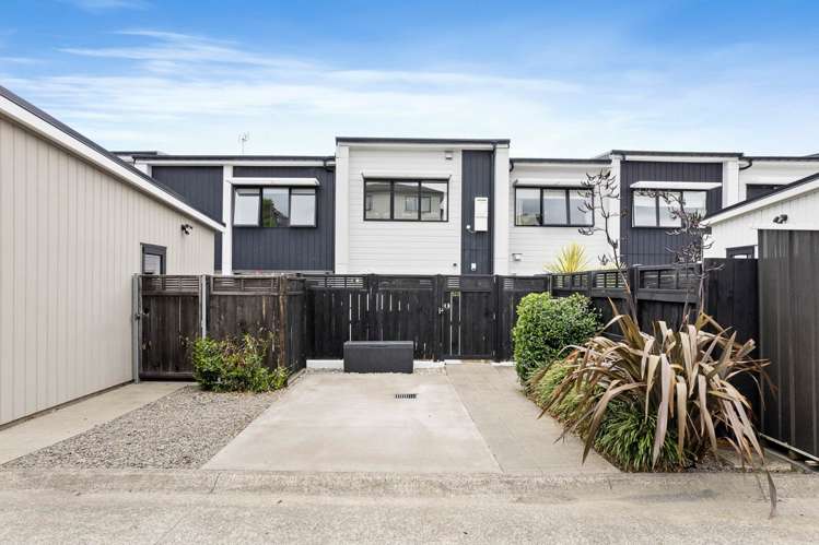 123 Bonair Crescent Silverdale_12