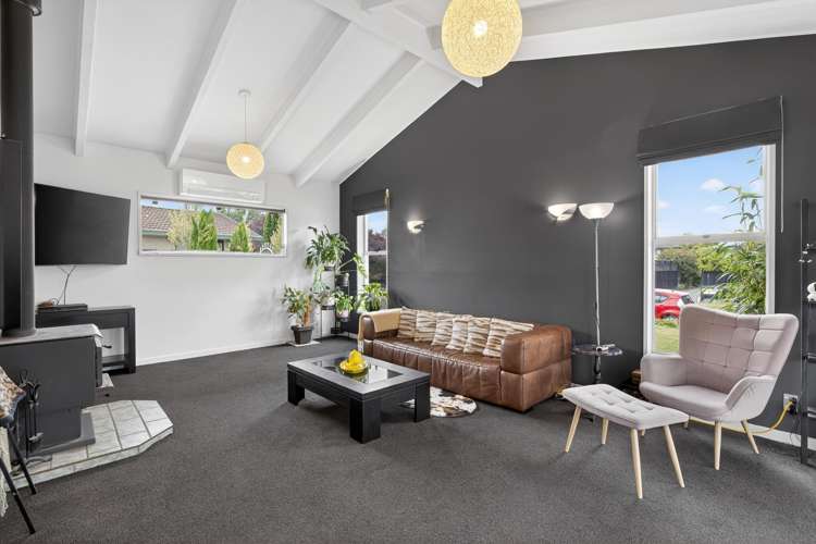 26 Yellowstone Crescent Burwood_10