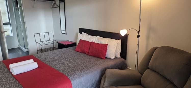 111 Main Road Tokoroa_1