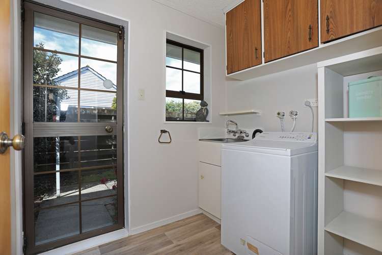 153a High Street Bulls_17