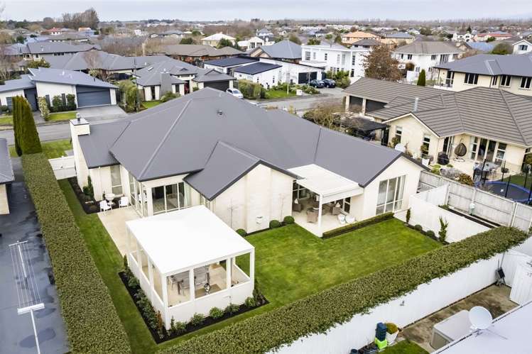 30 Applefield Court Northwood_26