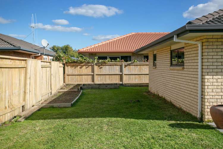 4 Christy Brown Place Leamington_19