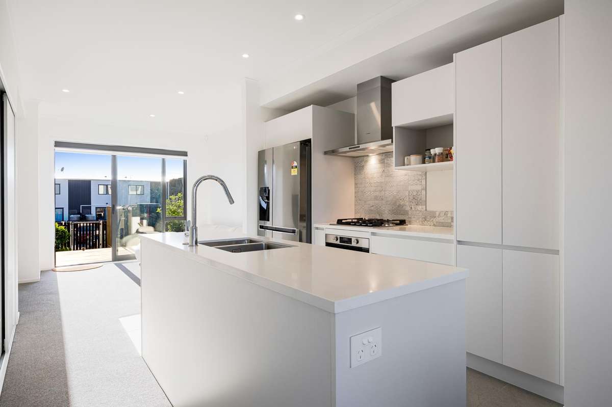 6/1 Scott Road_0