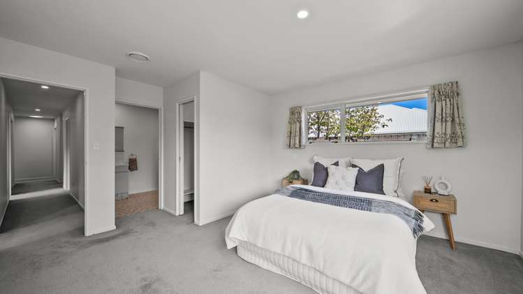 4 Fountainhead Lane Hillmorton_12