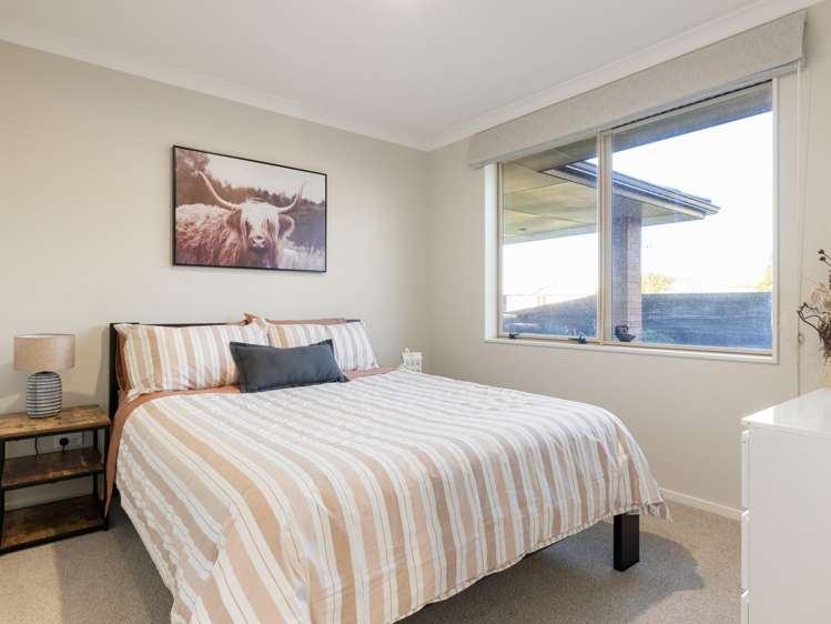 2 Mews Place Forest Lake_13