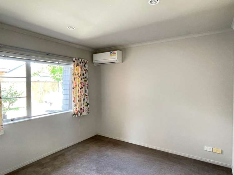 28 Bellshill Close Wattle Downs_16