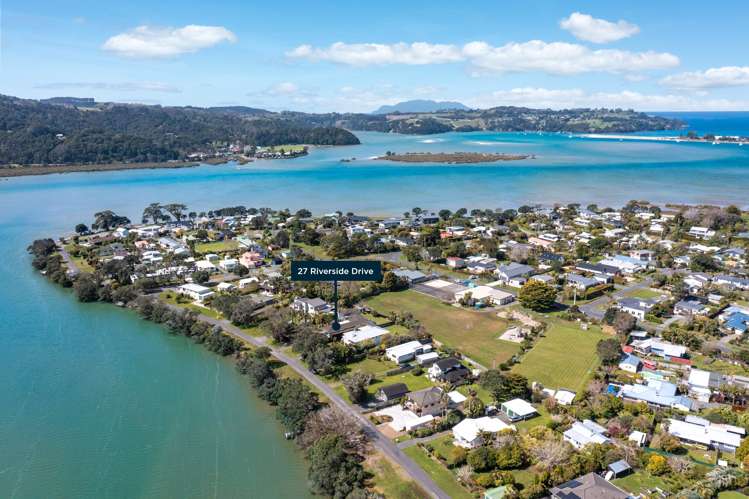 27 Riverside Drive Point Wells_26