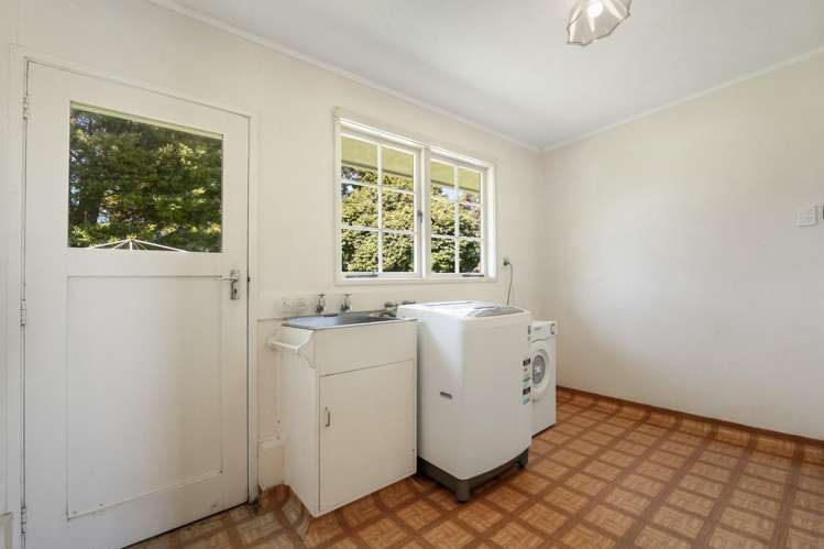 7 Thames Road Paeroa_13