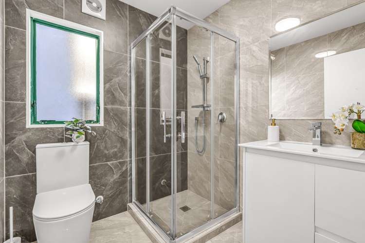 1/54 Dornwell Road Three Kings_25