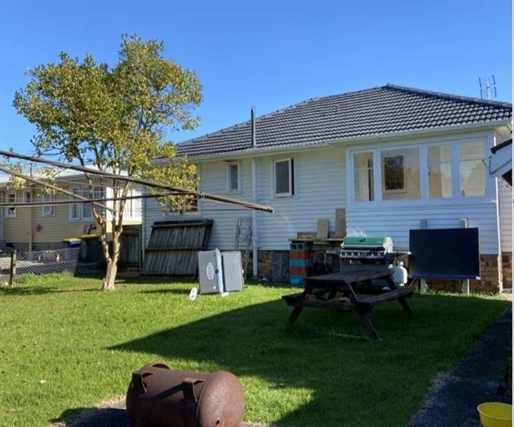 13 Flanshaw Road Te Atatu South_9