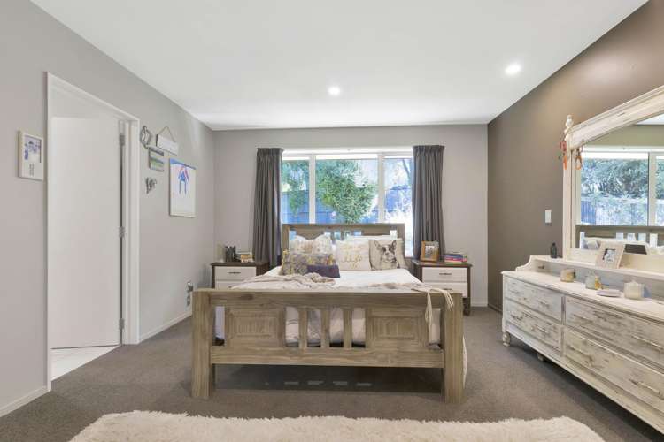 61 Clearbrook Street Shirley_12