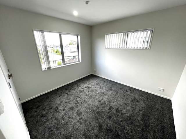 203/3 Beaumonts Way Manurewa_2