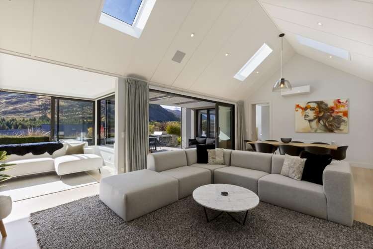 2 Owen Marshall Lane_5