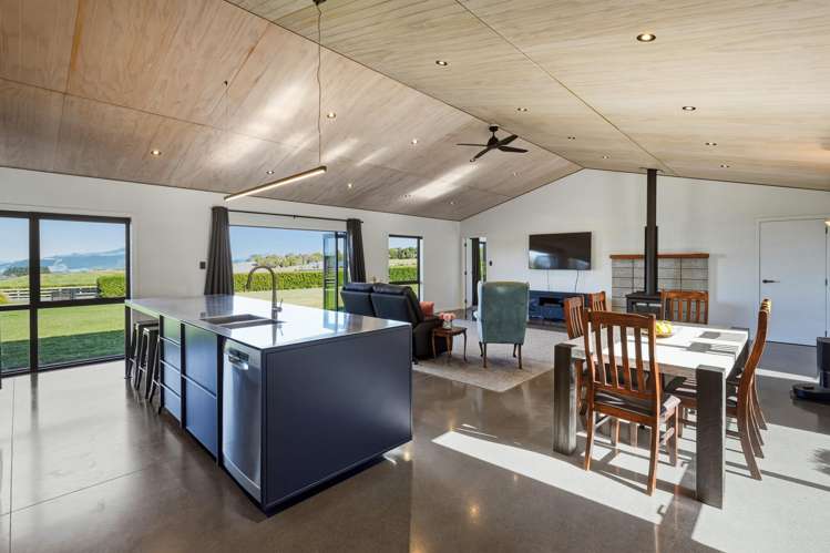 42/361 Central Road Hamurana_7