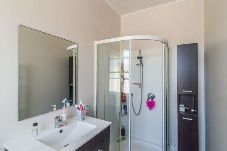 48 Austin Street Mount Victoria_11