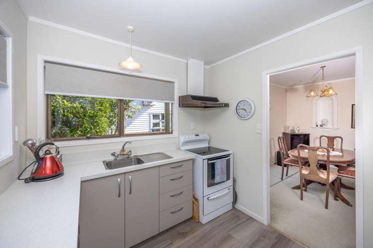 28 Gilbass Avenue Hamilton Lake_6