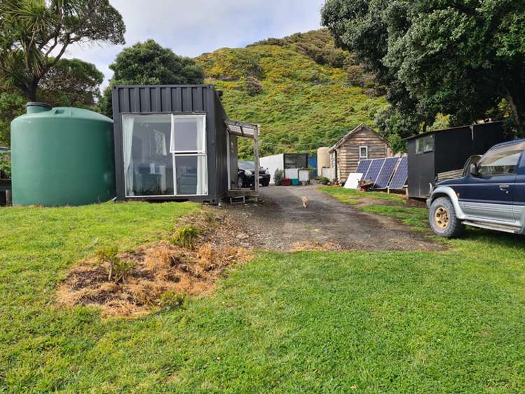 1596 Cape Palliser Road Cape Palliser_3