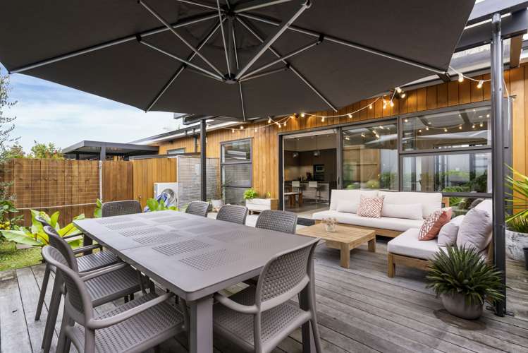 4 Gateway Avenue Beachlands_12