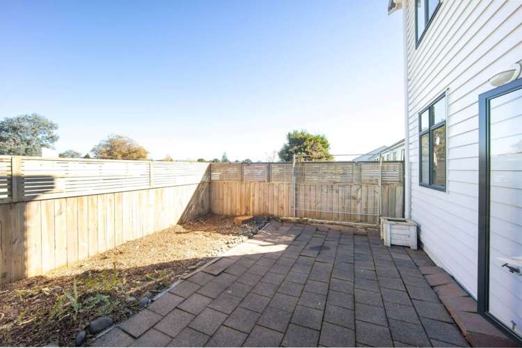 41/1 Ambrico Place New Lynn_13