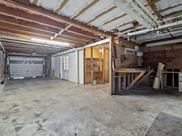 28 Stephen Street Halfway Bush_22