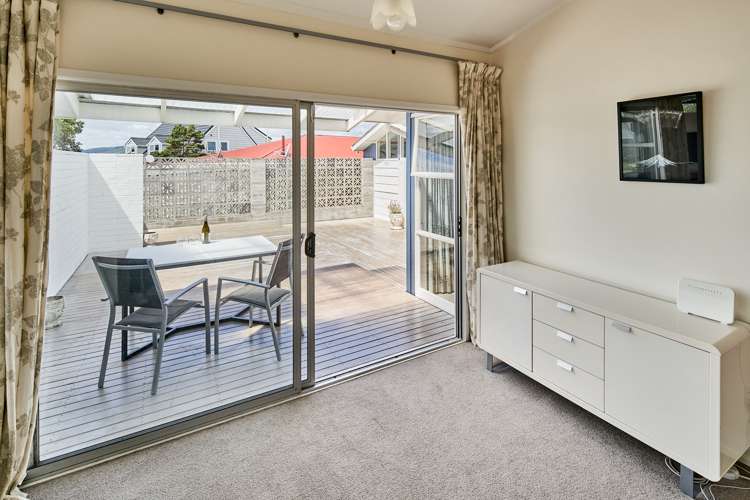 2 Cranwell Street Churton Park_10