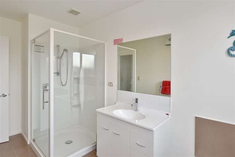 17 Riverside Way Amberley_13