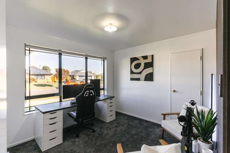 9 Aspen Way Kelvin Grove_18