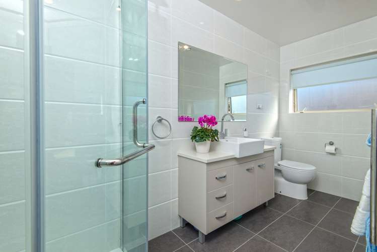 34 Kestev Drive Flat Bush_16