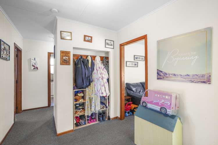 21 Parenga Street Wainuiomata_7