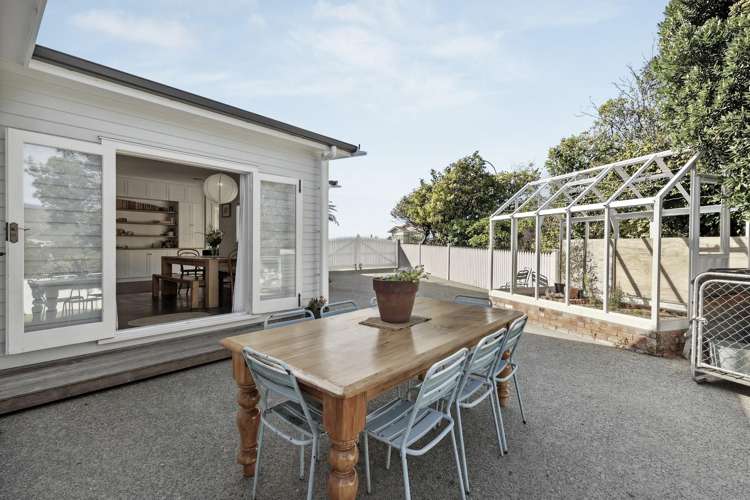 1 Britannia Heights Stepneyville_18