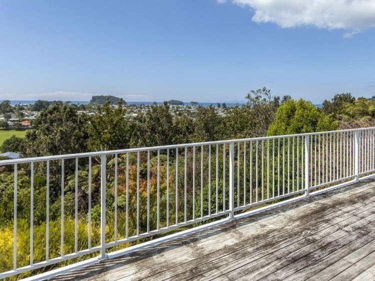 108 Fernleigh Glade Whangamata_5