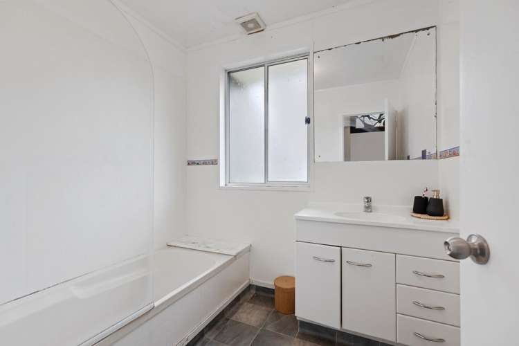 77 Anne Road Bellevue_20