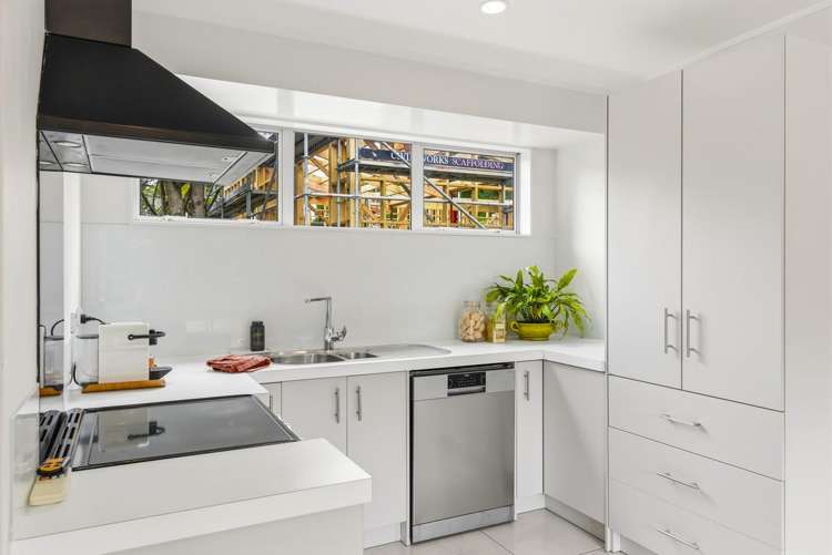 7 Forest Road Raumati South_33