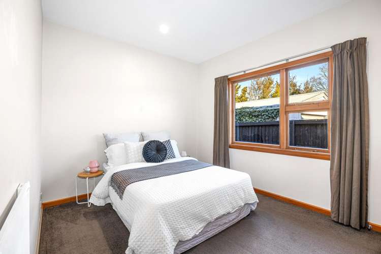 15 Rochford Place Bryndwr_12