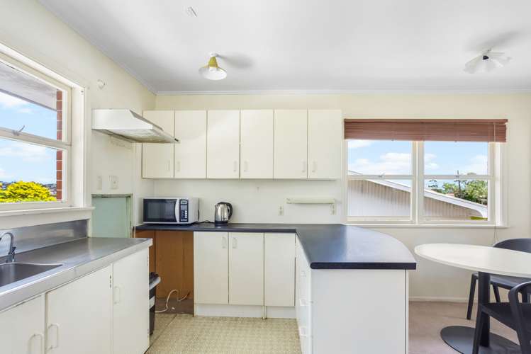 65 Hutchinsons Road Bucklands Beach_12
