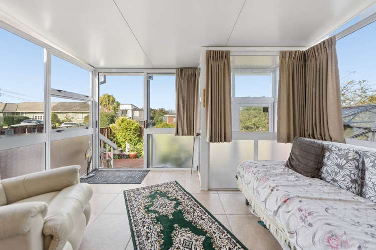 1/5 Evelyn Place Hillcrest_10
