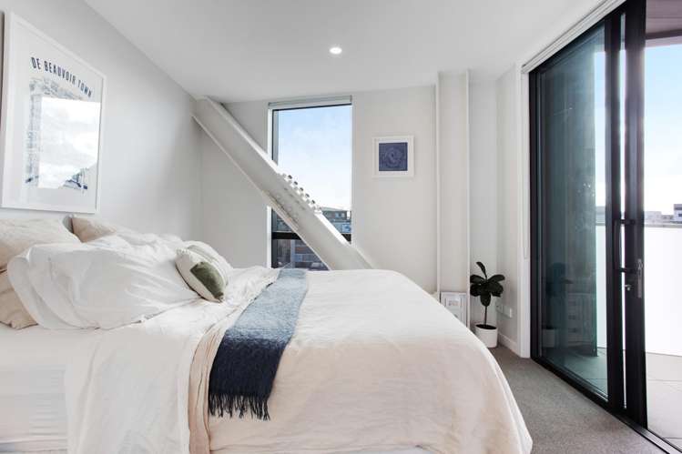 302/1 Enfield Street Mount Eden_13