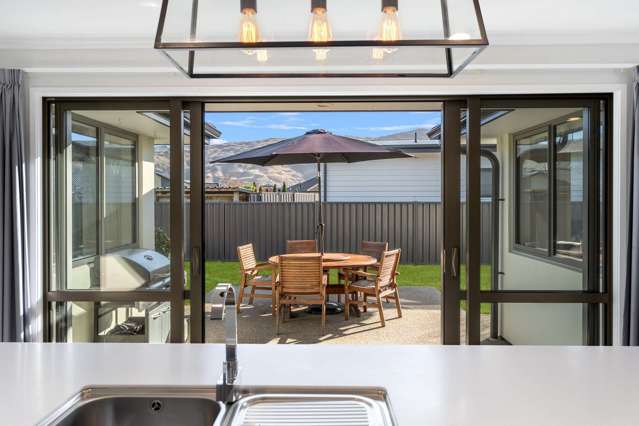 5 Magnetic Place Cromwell_2