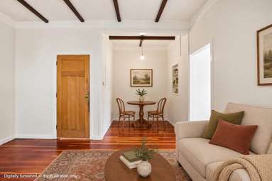 1706 Great North Road_4