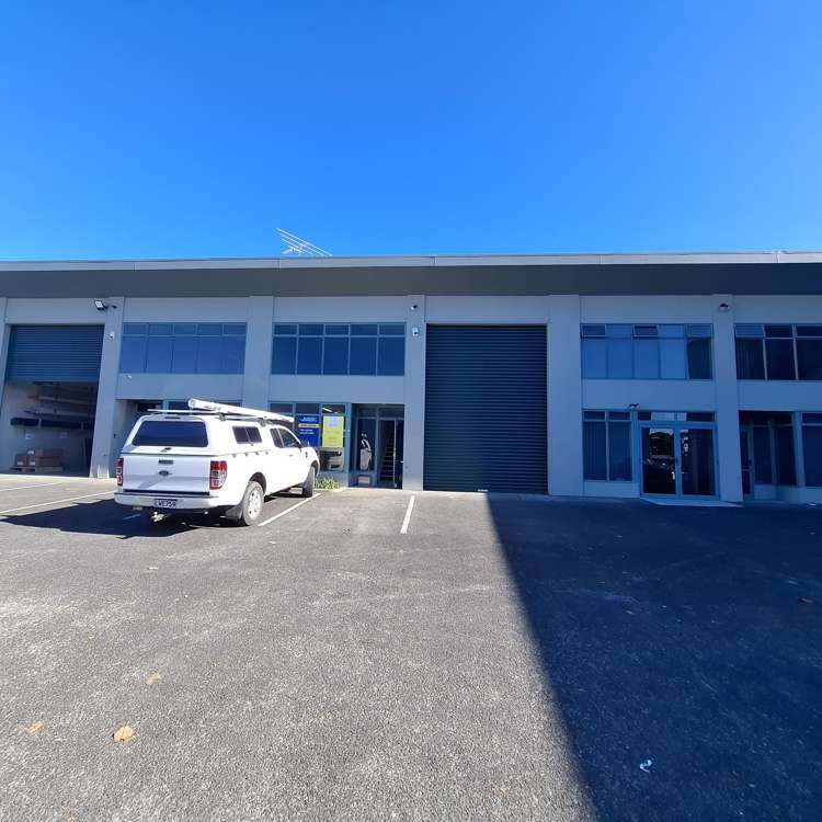 4/15 Paramount Drive Henderson_9