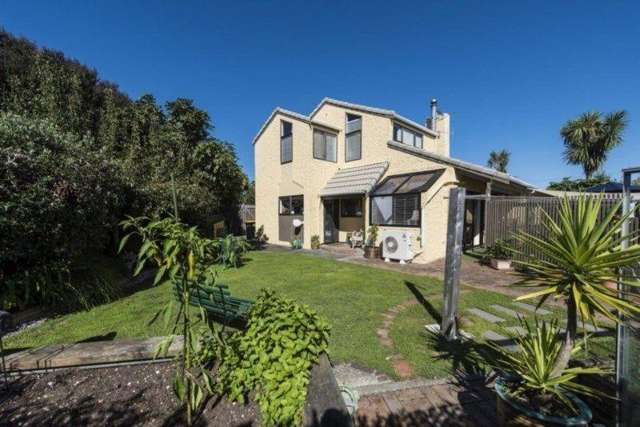  357 Nayland Road Stoke_2