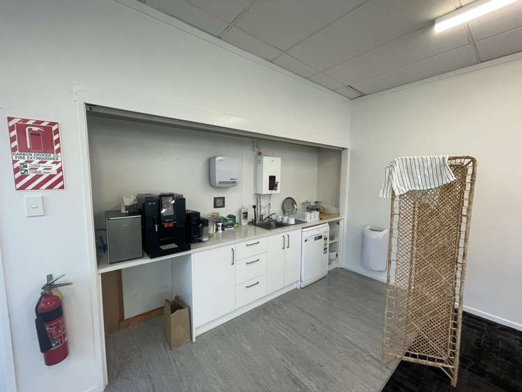 37-41 Carbine Road Mt Wellington_8