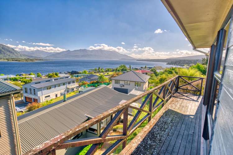 2166 Arnold Valley Road Moana_35