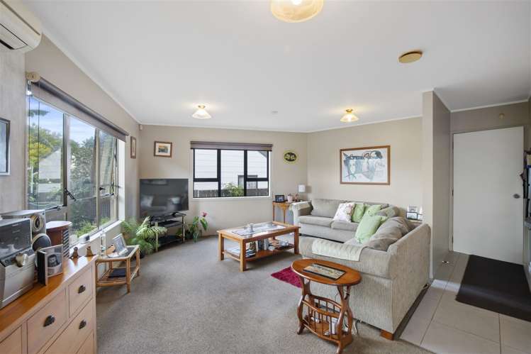 7 Taihiki Road Clarks Beach_5