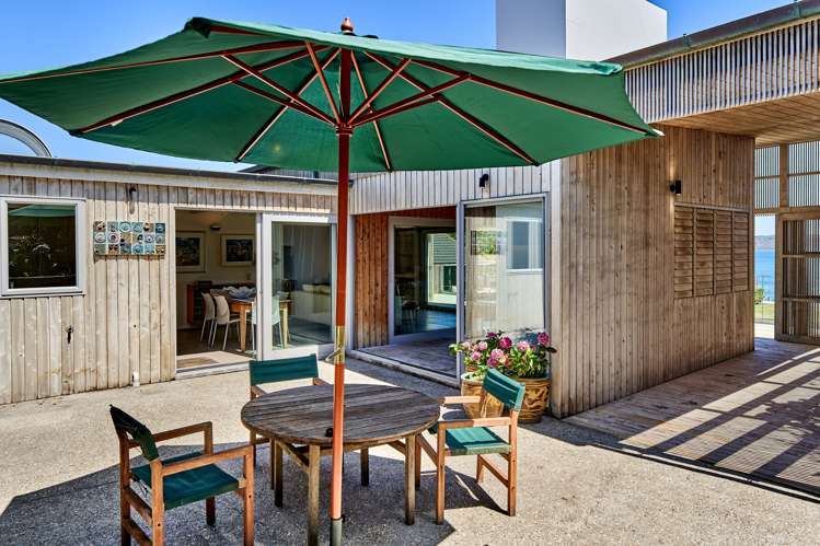 16 Bothamley Lane Titahi Bay_21