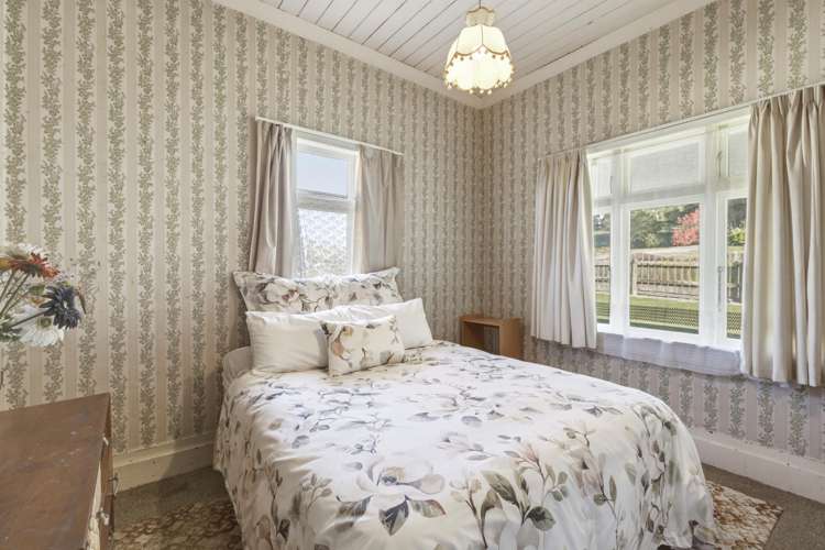 16 Feltham Street Hunterville_6