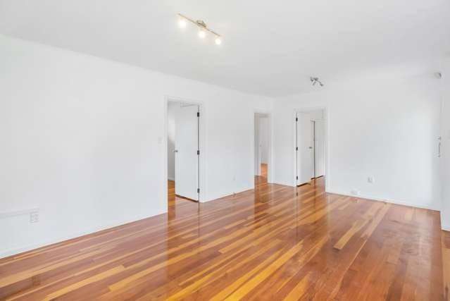 1/128B Taylors Road Mt Albert_2