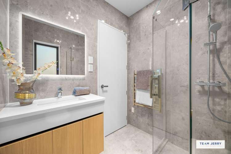 11 Tuwai Crescent Opaheke_21