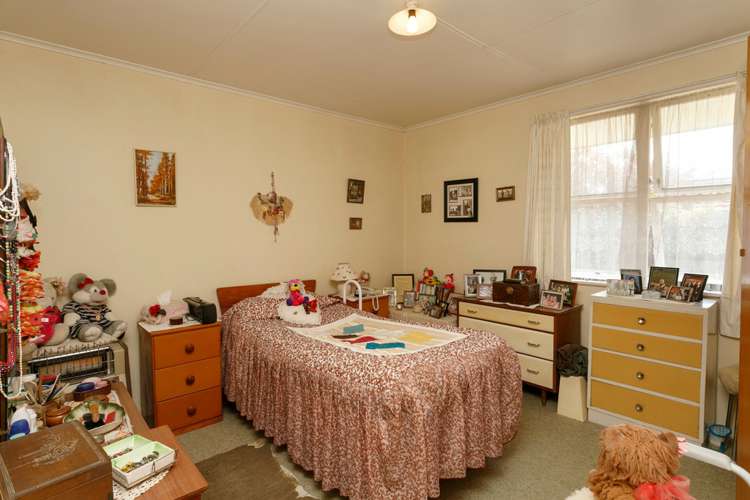 8 Kotare Street Hilltop_10